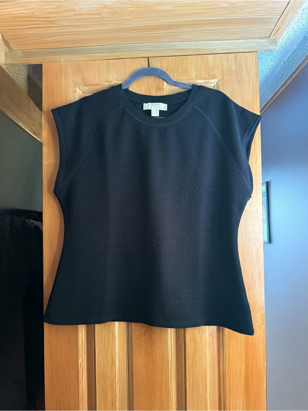 Michael Kors Beautiful Black Embossed MK Logo Short Sleeve Top and Pants